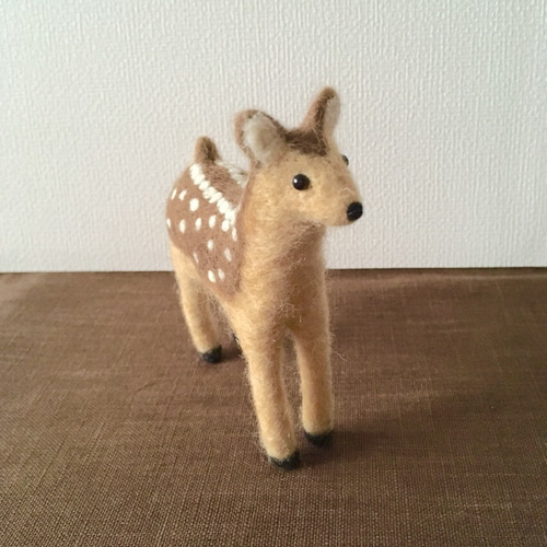 受注生産】羊毛フェルトのぬいぐるみ バンビちゃん 羊毛フェルト casa