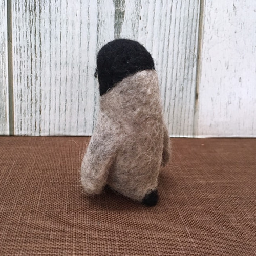 受注生産・インテリアとしてもオススメ】羊毛フェルトの皇帝ペンギンの
