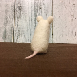 【受注生産・お部屋の癒しアイテムとしてオススメ】羊毛フェルトのネズミのぬいぐるみ 5枚目の画像