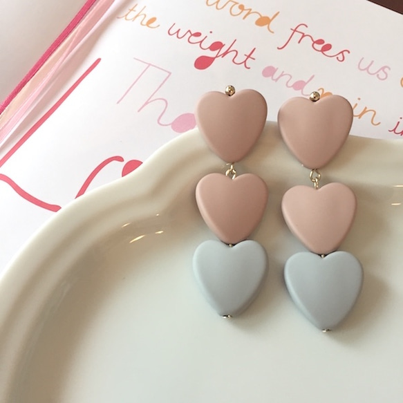 Triple♡♡♡Heart ピアス PK GY 1枚目の画像