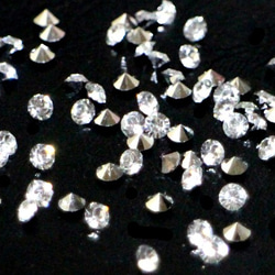 100個【AAA グレード】3mm ラインストーン クリア ダイヤモンド形状 素材 材料 パーツ クリスタル ルース 2枚目の画像