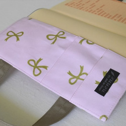 看護学生のための筆記用具が5本収納できるレビューブックカバー（リボン／ピンク） 3枚目の画像