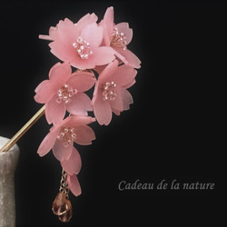 コーラルピンクの桜の簪 5枚目の画像