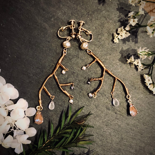 訳あり】サフィレットの鹿の角イヤリング/ピアス イヤリング