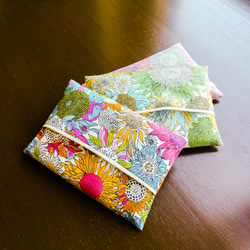 リバティのポケットティッシュケース①【全3種】 1枚目の画像