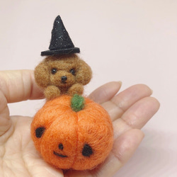 羊毛フェルト ハロウィンマスコット トイプードル レッド 4枚目の画像