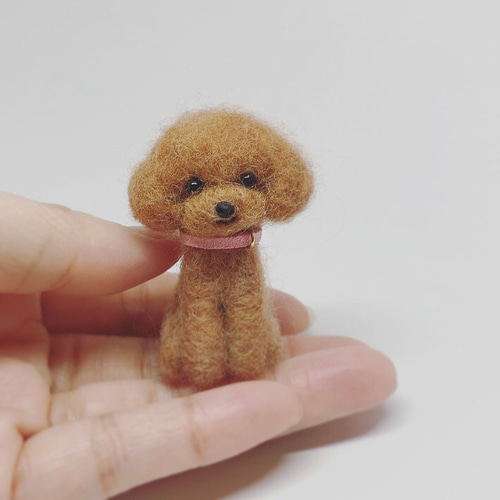 𝕐𝕦𝕜𝕚𝕜𝕠 𝕆𝕞𝕦𝕣𝕒𓊮 (@moanalani_woolpets) • Instagram photos ... 羊毛フェルト  トイプードル〈ダークレッド〉 マスコット