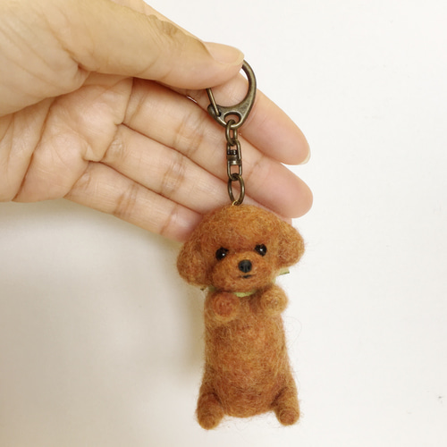 羊毛フェルト　トイプードル　キーホルダー 確認用】羊毛フェルト トイプードルキーホルダー - メルカリ