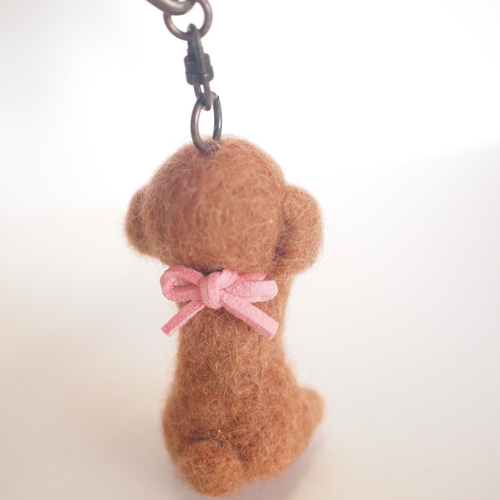 羊毛フェルト　トイプードル　キーホルダー 大きいサイズ 羊毛フェルト トイプードル キーホルダー 羊毛フェルト