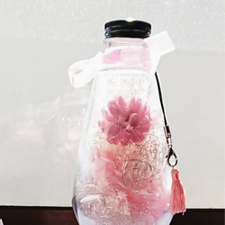 送料無料 ピンク花と紫陽花のキラキラハーバリウム 3枚目の画像