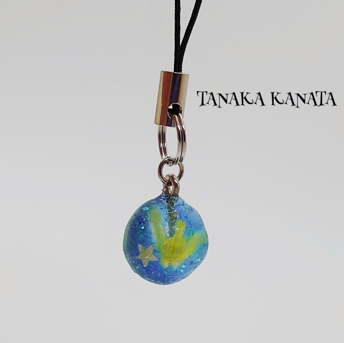 折り紙レジンストラップ おうちでつくろう】折り紙レジンでストラップ: 科学実験工房の日々