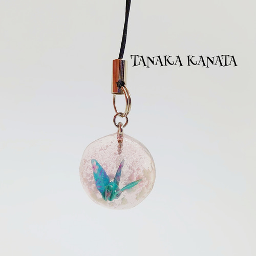 レジンに閉じ込められちゃった！？折り鶴ストラップ(水色×ピンク