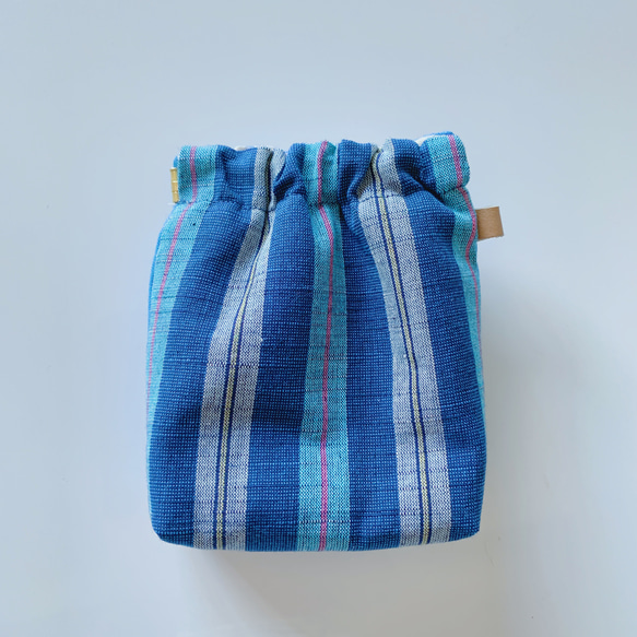 会津木綿のふかふかバネポーチ(青縞) 1枚目の画像