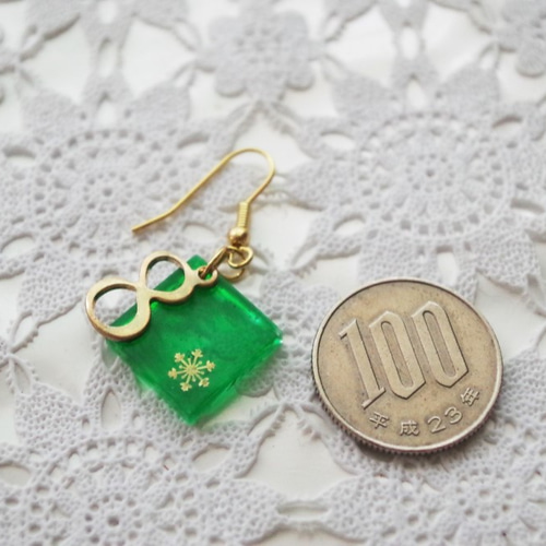 eighterさんに8∞ インフィニティ 冬季バージョン イヤリングへも可能