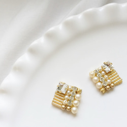 square bijou *ear accessory* 1枚目の画像