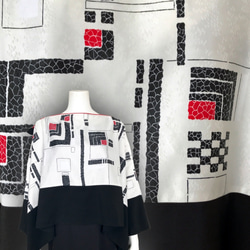 留袖とモダンな着物のリメイク：２トーン、２通り使える折り紙ドルマンブラウス＆シュラグジャケット、大きめのサイズ 2枚目の画像