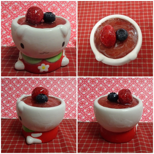 たれ耳うさぎちゃん陶器カップ入りイチゴのレアチーズ♪ラズベリーと 
