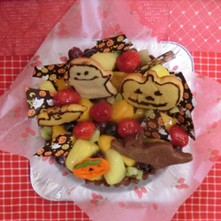 ５号　フルーツとハロウィンクッキートッピングのチョコタルト♪(＾◇＾) 2枚目の画像