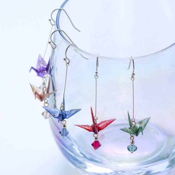 ちゃちゃ２９点～全24柄～和柄の折り鶴ピアス・イヤリング♪ハンドメイド 浪漫 - 和風 折鶴イヤリング【S】 | iichi 日々の暮らしを