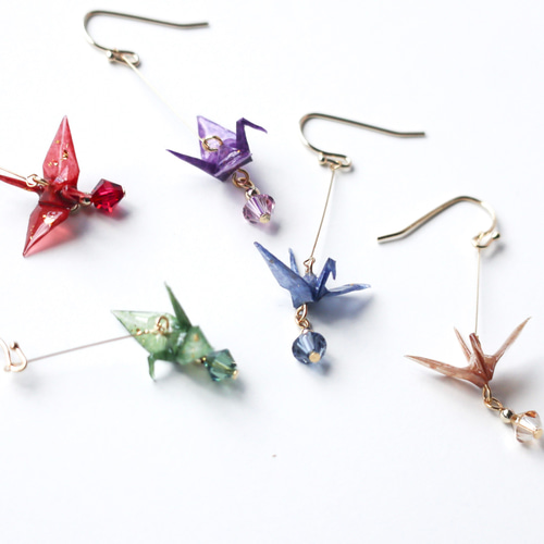 和色【折り鶴】 ピアス/イヤリング ピアス（フック・チェーン