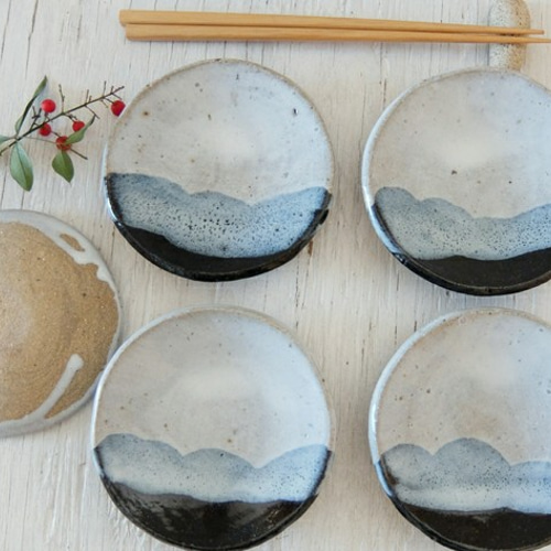 絵唐津　皿(日本新薬)　2枚 絵唐津 皿(日本新薬) 2枚 絵唐津 皿(日本新薬) 2枚 絵唐津／