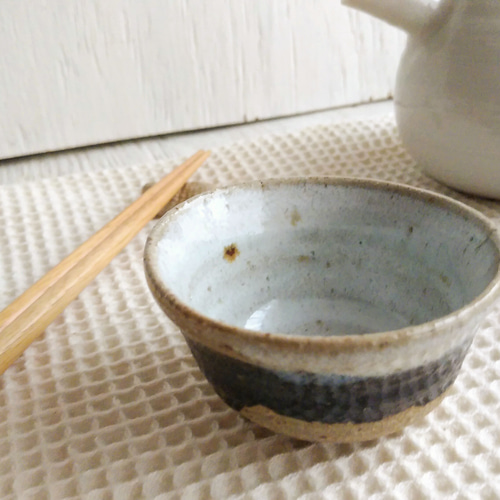 黒白唐津 ぐい呑み おちょこ・ぐい呑み・徳利 potari 通販