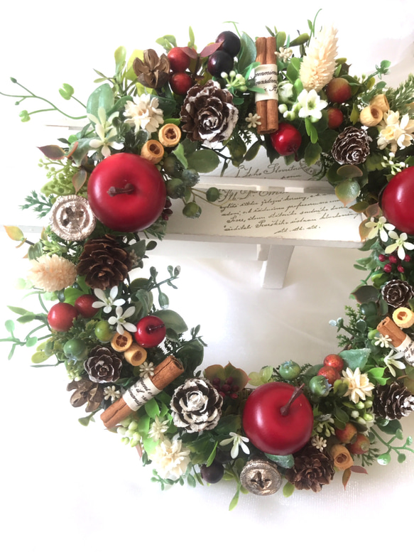 【Creema限定】大人可愛い＊クリスマスリース＊林檎 4枚目の画像