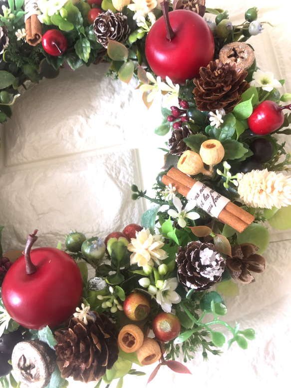 【Creema限定】大人可愛い＊クリスマスリース＊林檎 5枚目の画像