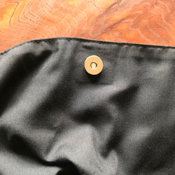 コットンリネンのくったりバッグ　モノトーンリーフ 5枚目の画像