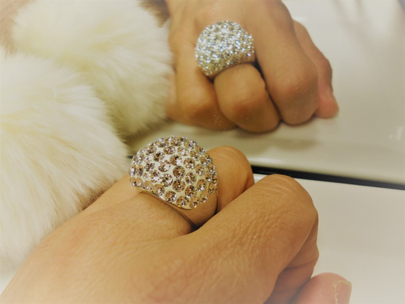 JUAN CARLOS OBANDO 作家 スワロフスキークリスタル リング JUAN CARLOS OBANDO 作家 スワロフスキークリスタル リング