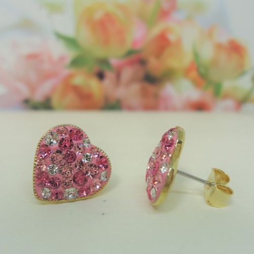 □ハート♡ピンクの可愛い♡ピアス□スワロフスキー使用□グルーデコ 