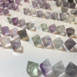 一粒でもまとめ買いでも 天然石の素材｜ハンドメイド、手作り
