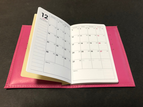 新品　本革手帳カバー付き2021年スケジュール帳　ピンク 4枚目の画像