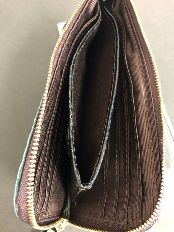 新品　本革長財布⭐️クロコ型押しブラック 4枚目の画像