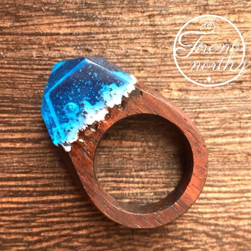 魔法の指輪【スノーブルー】ウッド&レジンミックス 指輪・リング Front