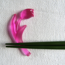 ピンク・チューリップ＊レジン製の箸置き＊ 1枚目の画像