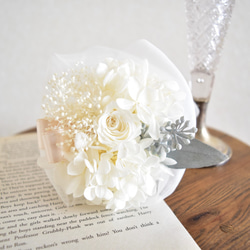 *petit tulle bouquet with white rose *s 1枚目の画像