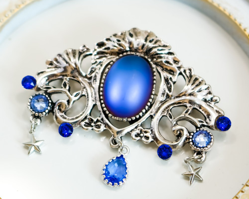 チェコヴィンテージ フロストガラスのアンティークブローチ マット