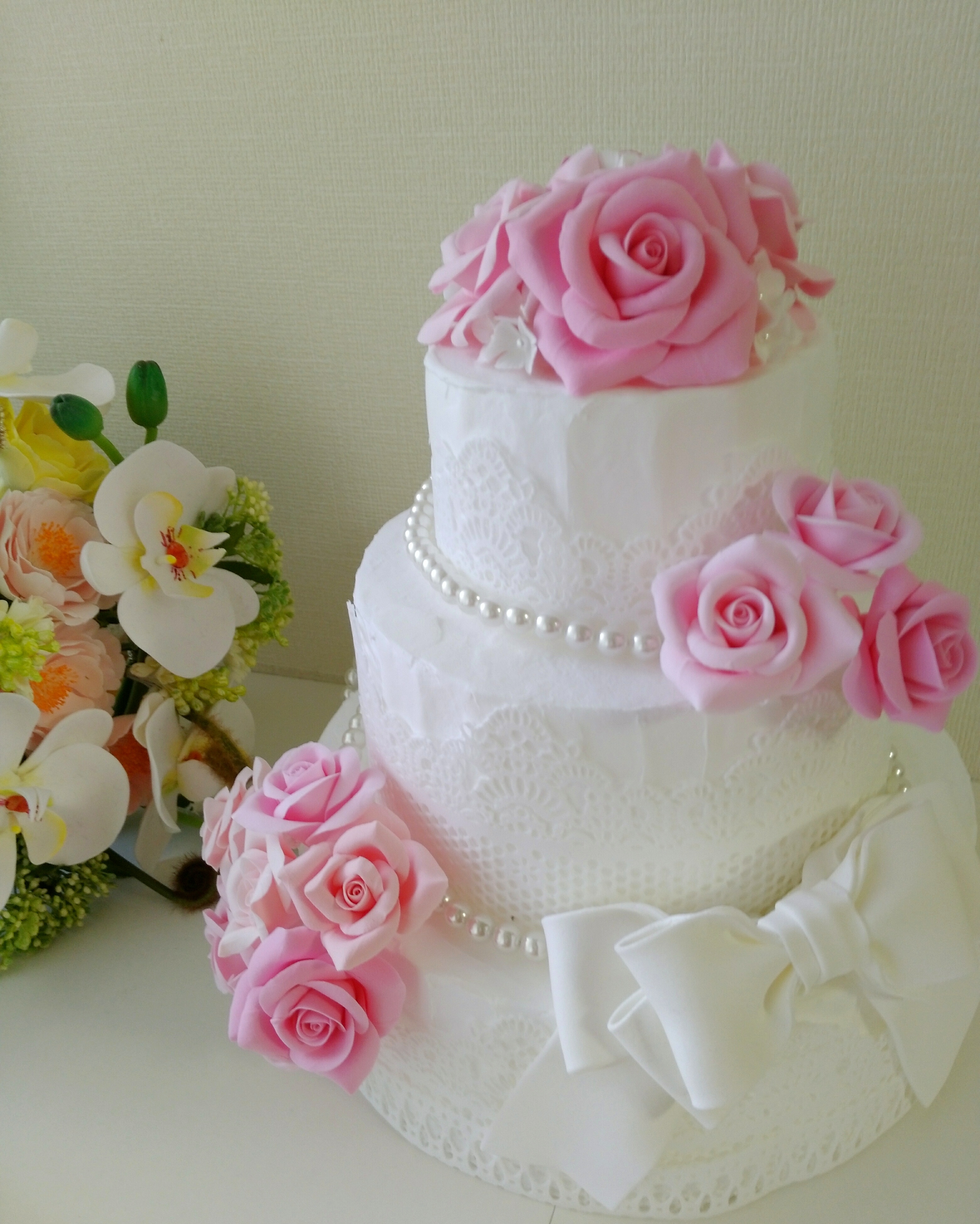 再販【完全受注製作】ボリュームリボンとローズのクレイケーキ