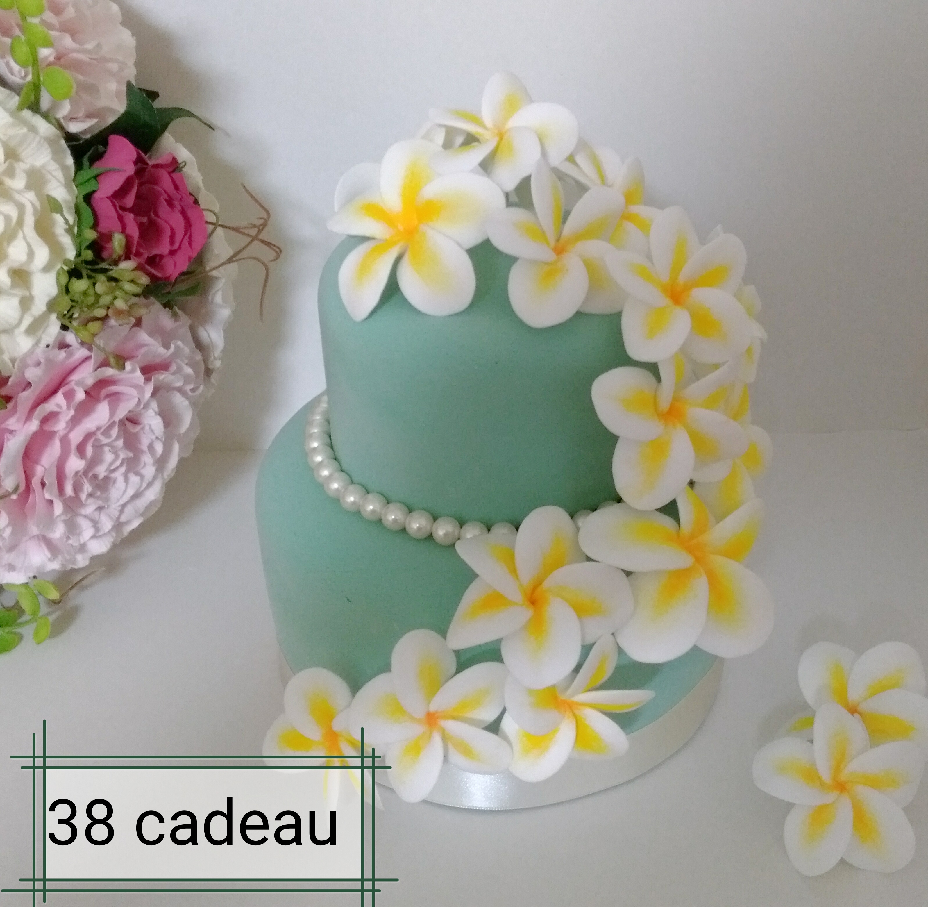 【完全受注製作】プルメリアのクレイケーキ(リングピロー)