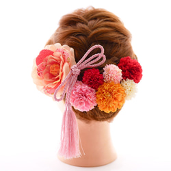 33ちりめん椿とマムの髪飾り♡ピンク 1枚目の画像