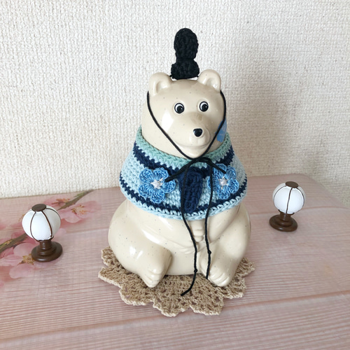 モノトーンでおめかし♡ しろくま貯金箱　付け襟　セット　ハンドメイド　赤　黒 モノトーンでおめかし♡ しろくま貯金箱 付け襟 セット