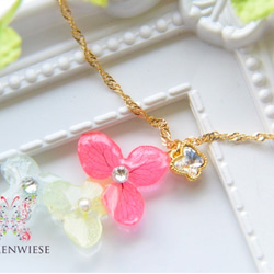 Pinky hydrangea necklace 第2張的照片