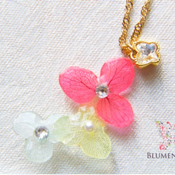 Pinky hydrangea necklace 第3張的照片