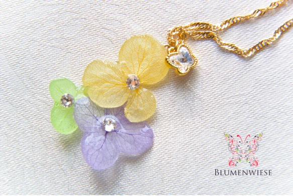 Pastel hydrangea necklace Ⅱ 第1張的照片