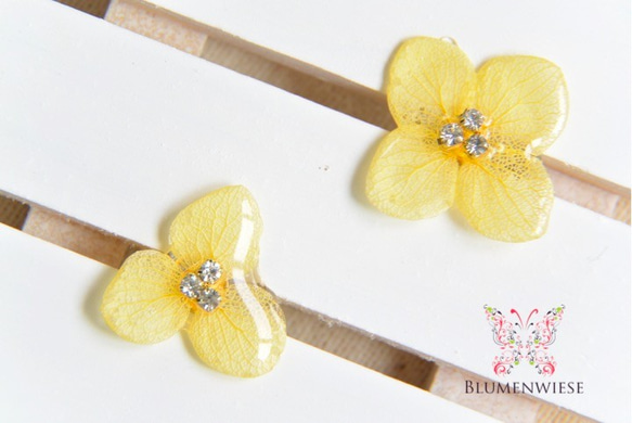 Pastel hydrangea earrings 第3張的照片