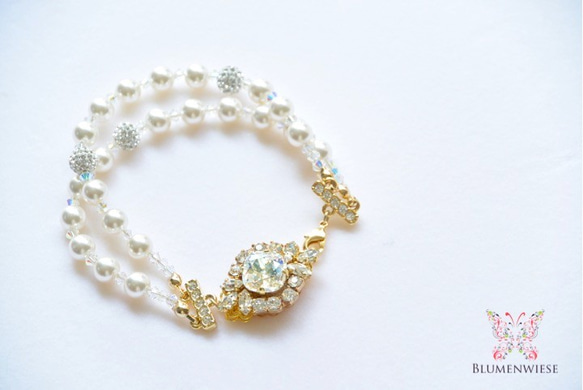 Crystal pearl bracelet 第1張的照片