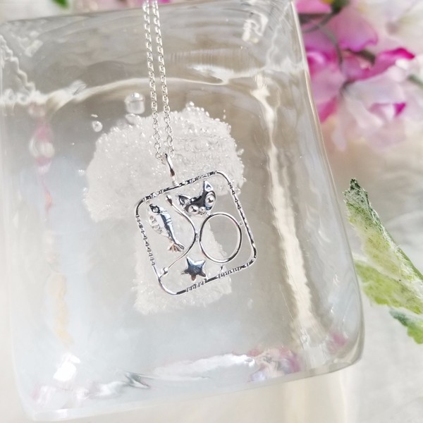 12星座・牡牛座の猫のペンダント・金牛宮・Taurus