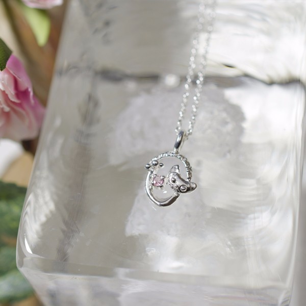 誕生石・猫のペンダント・10月・トルマリン