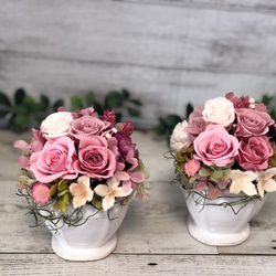 くすみピンク プリザーブドフラワーアレンジ（クリアケース入り